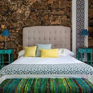 https://el-charco-suites.puertodelcarmen-hotels.org